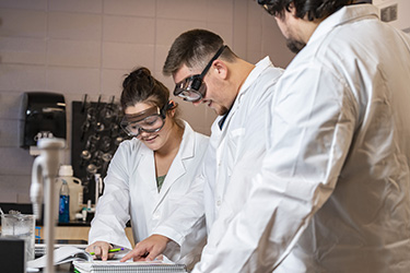 photo of students working in a lab
