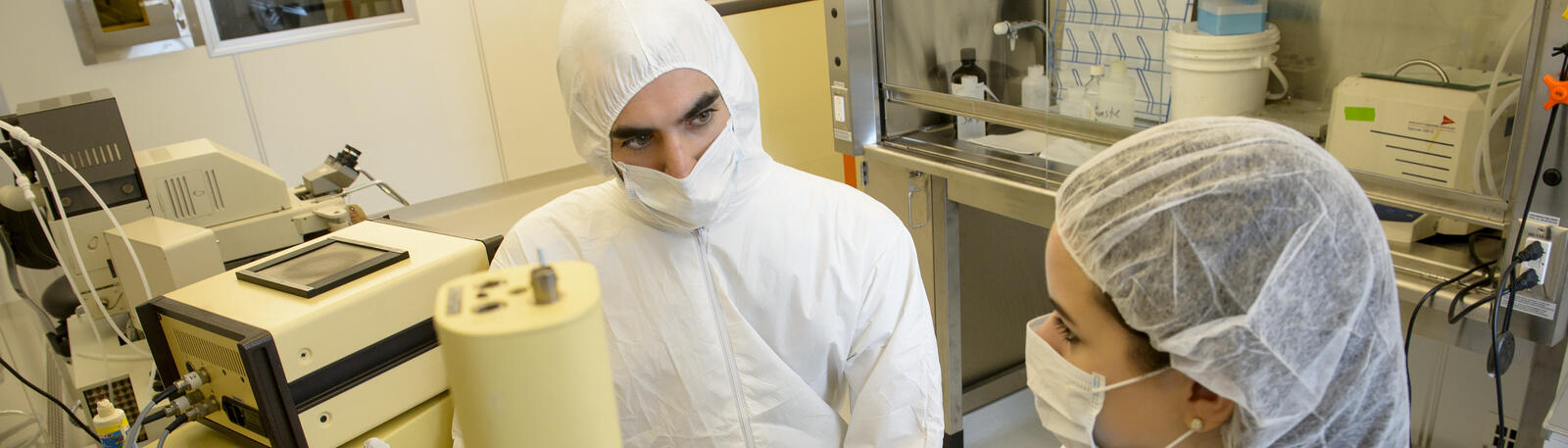 photo of students working in a lab
